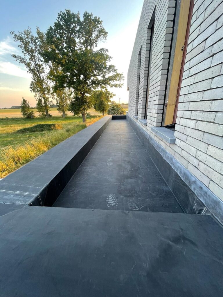 EPDM met isolatie leggen dak